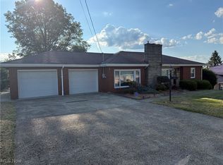 115 Orchard Dr, Saint Clairsville, OH 43950