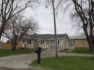 5737 Foulk Rd, Waterloo, IA 50702