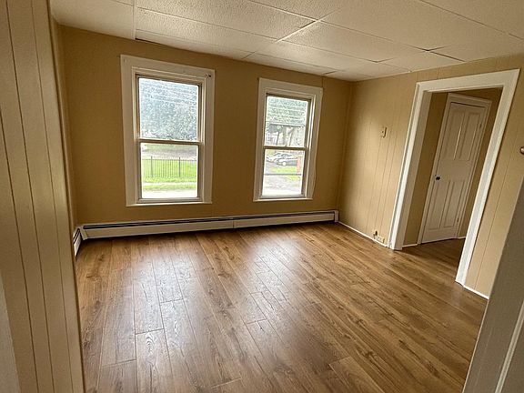 5th image of 144 Market St #2