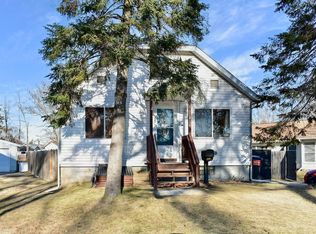 496 E 12th St, Winona, MN 55987
