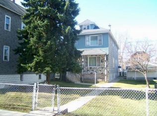 8518 S Muskegon Ave, Chicago, IL 60617