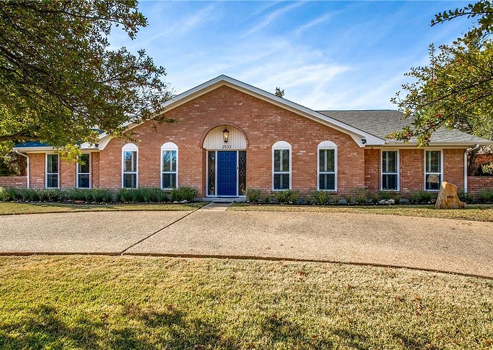 1st image of 2533 Big Horn Ln