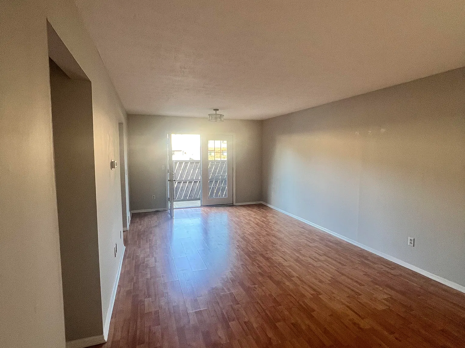 2 bed, 1100 sqft, $1,450 — Photo 4