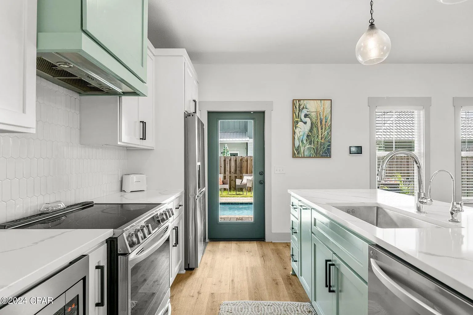 4 bed, 2124 sqft, $3,250 — Photo 4