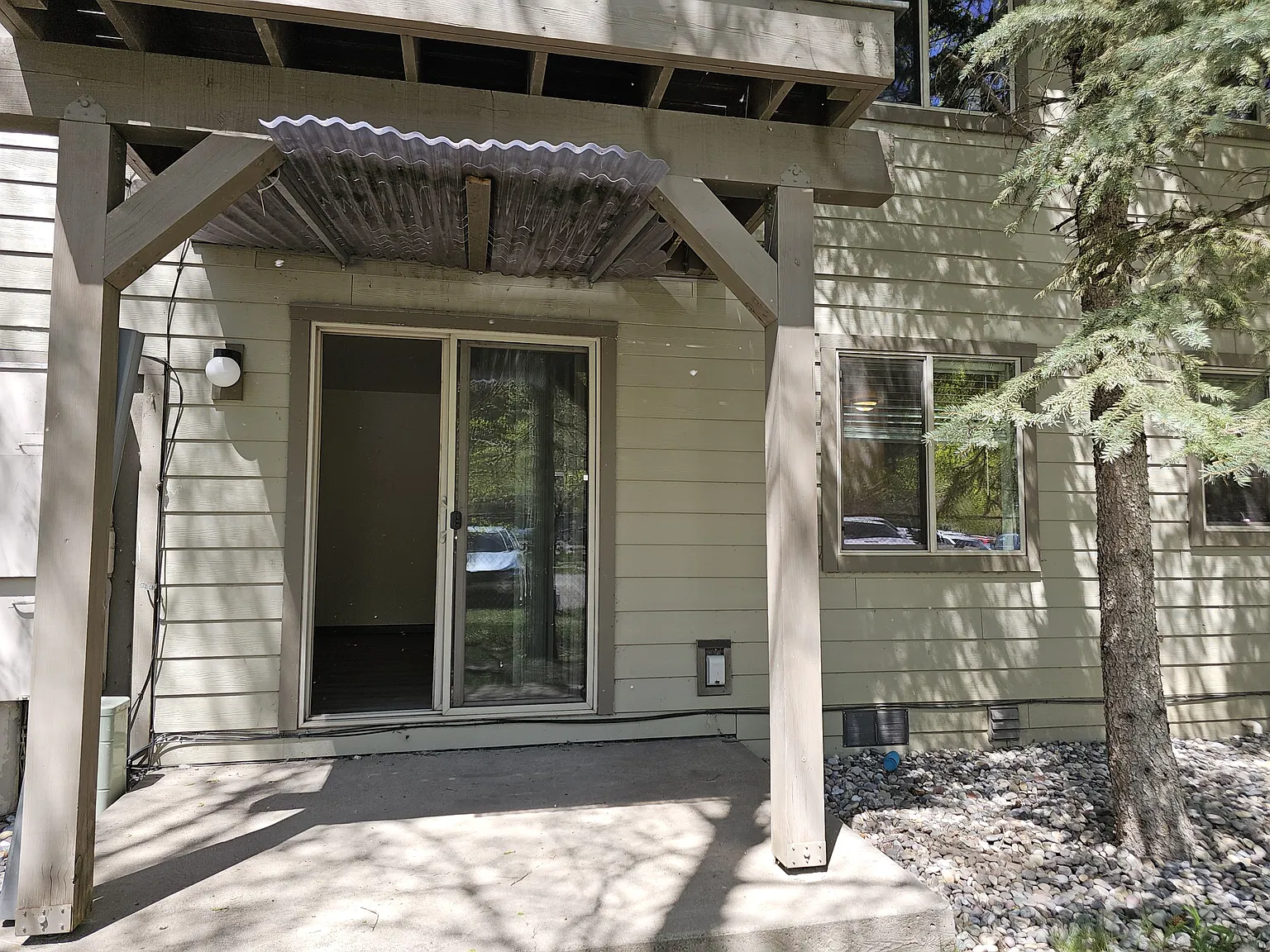 65 Virginian Ln — Photo 4