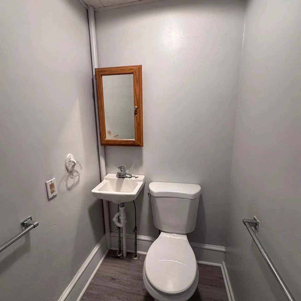 3 bed, 1.5 bath, 1214 sqft, $1,300 — Photo 4