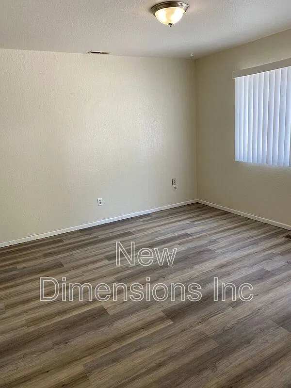 2 bed, 1.0 bath, 768 sqft, $1,400 — Photo 3