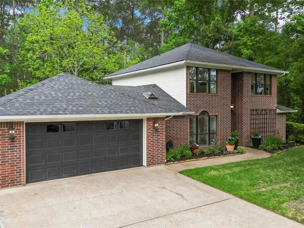 1415 River Oaks Dr, Huntsville, TX 77340