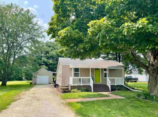 206 S Jackson St, Knoxville, IL 61448