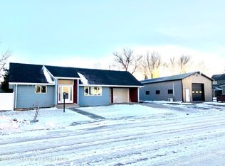 357 Main St, Beach, ND 58621