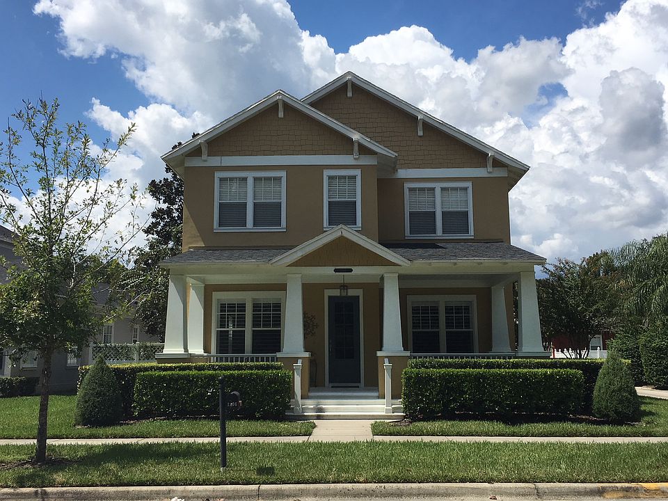 1206 Roycroft