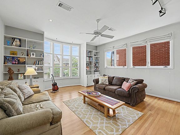 5th image of 3612 Mulberry St