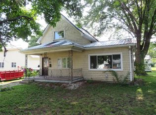 1306 S East St, Jacksonville, IL 62650