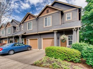 810 E 9th St, Newberg, OR