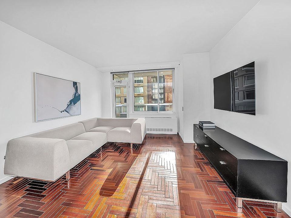 1st image of 2373 Broadway APT 1134