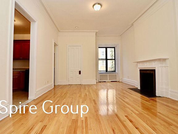 2nd image of 15 W 73rd St APT 3