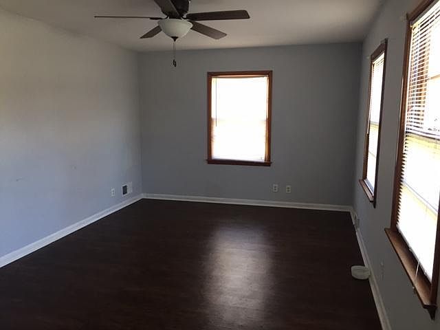 1st image of 701 E 158th St