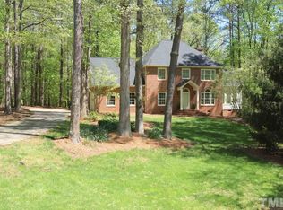 124 Cobblestone Dr, Chapel Hill, NC 27516
