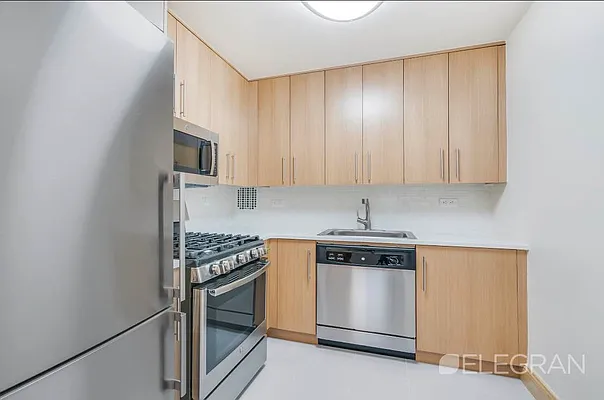 Rented by (Legacy) Elegran | media 20