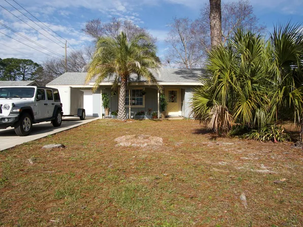 3715 Betsy Ln, Panama City Beach, FL 32408