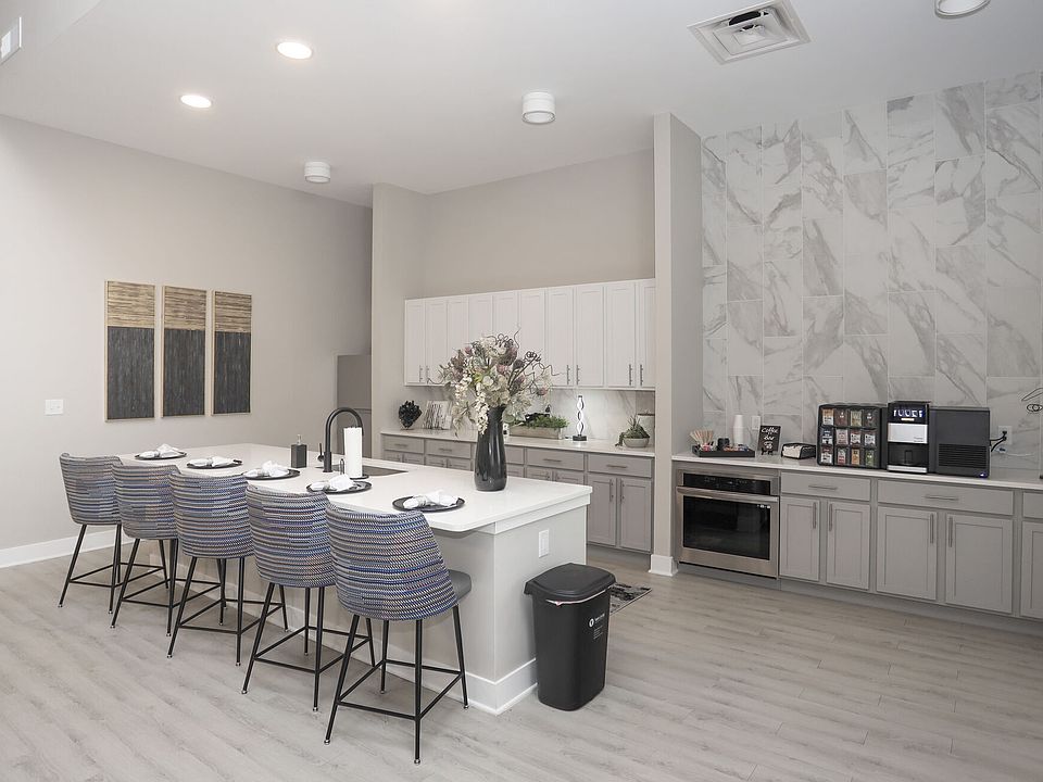 Greenview Apartment Rentals Whitestown, IN Zillow