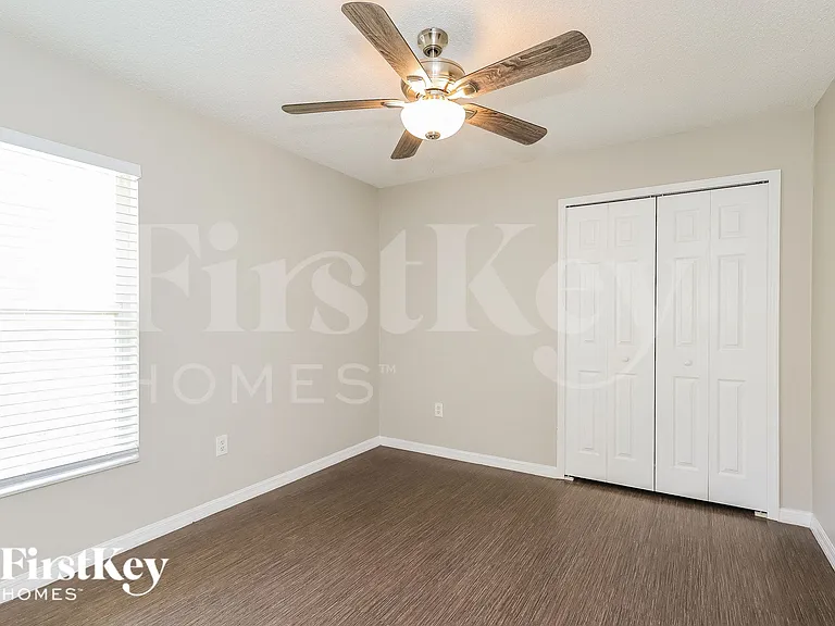 2251 Mallory Cir — Photo 12