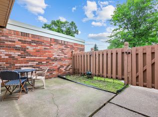 3625 Gettysburg Ave S APT 40, Saint Louis Park, MN 55426