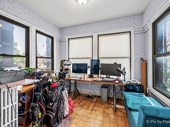 5th image of 1209 E 53rd St APT 1