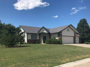 849 S Cactus St, Wichita, KS 67230