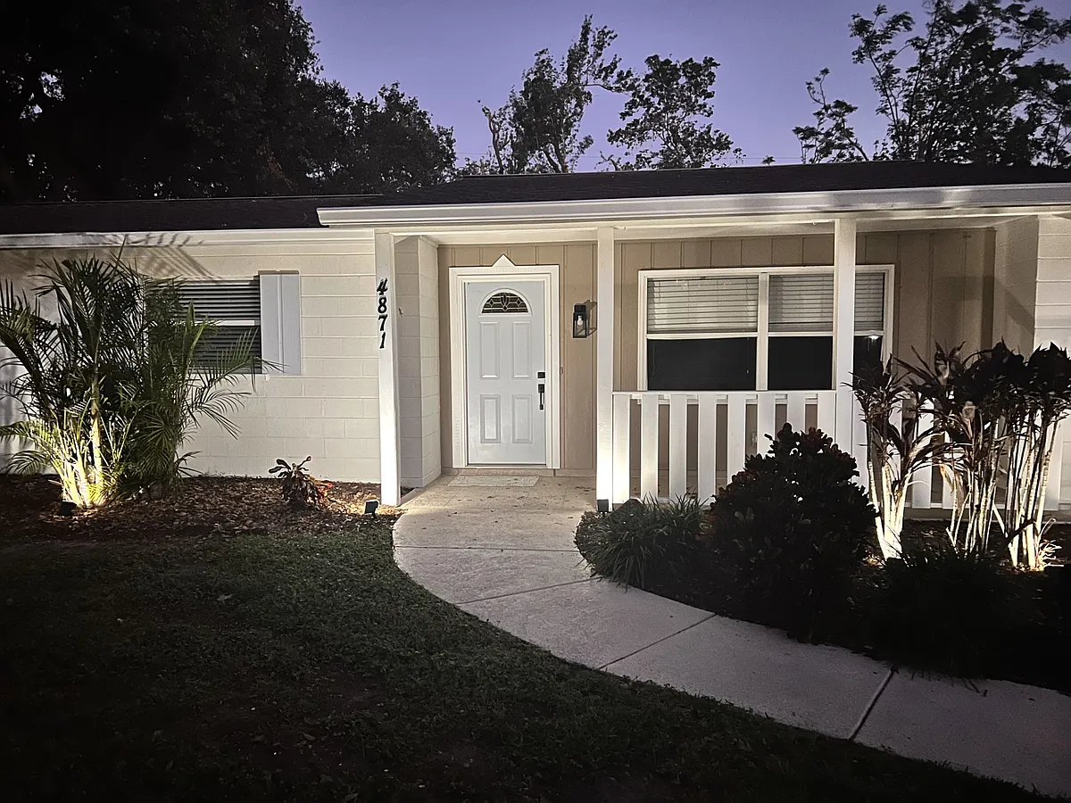 Building Photo - 4871 Southland Dr