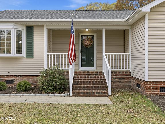 4th image of 1524 Brumsey Drive