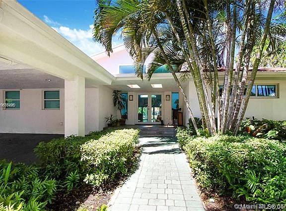 2nd image of 12934 Ixora Cir