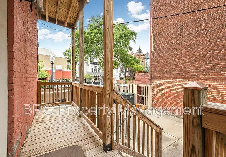 1819 1st St NW #A — Photo 37