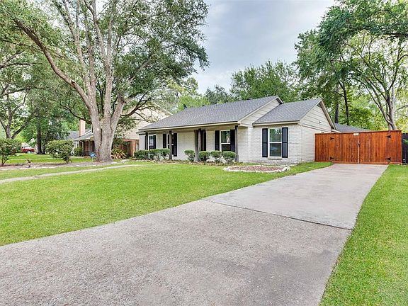 2nd image of 9810 Cantertrot Drive
