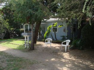 222 W Highland Ave, Sierra Madre, CA 91024