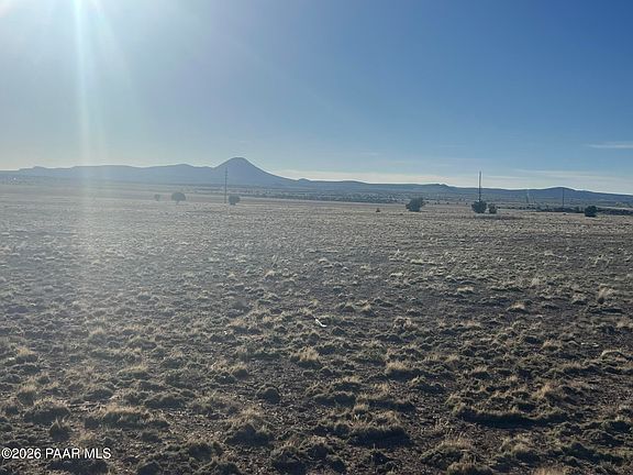 3rd image of 293 Arizona Rd