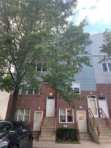 103 Admiral Lane #3103D, Bronx, NY, 10473