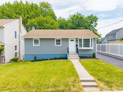 864 Court St, Woodbridge, NJ, 07095