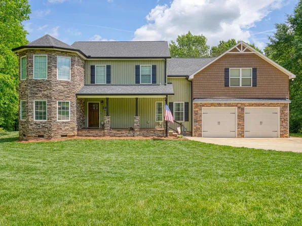 80 Grassland Rd, Campobello, SC 29322