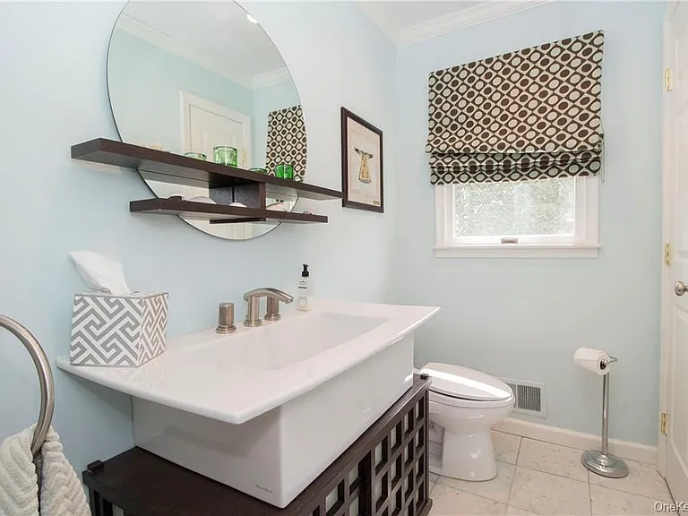 4 Dalphin Dr — Photo 14
