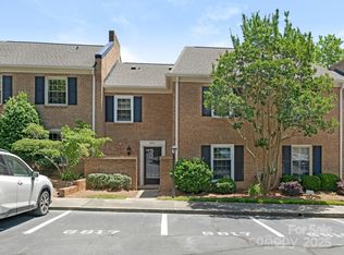 6817 Dumbarton Dr, Charlotte, NC 28210