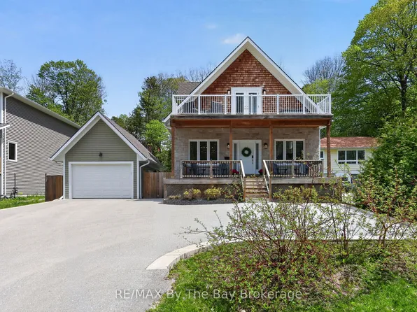 17 Elizabeth Ave, Tiny, ON L0L 1P1