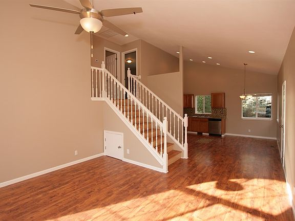 4th image of 780 S River Heights Dr