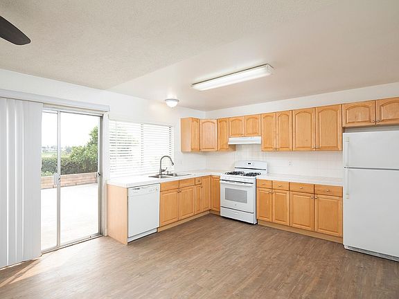 3rd image of 11319 Linares St