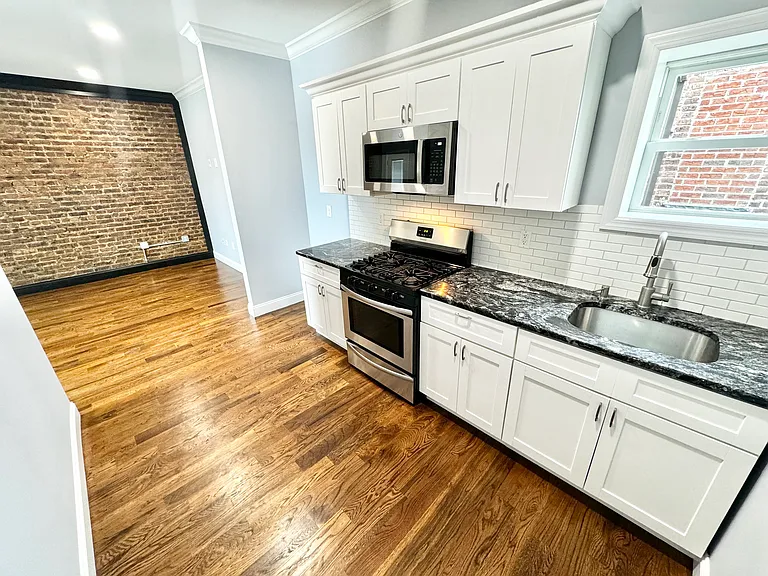 224 Niles St #2 — Photo 10