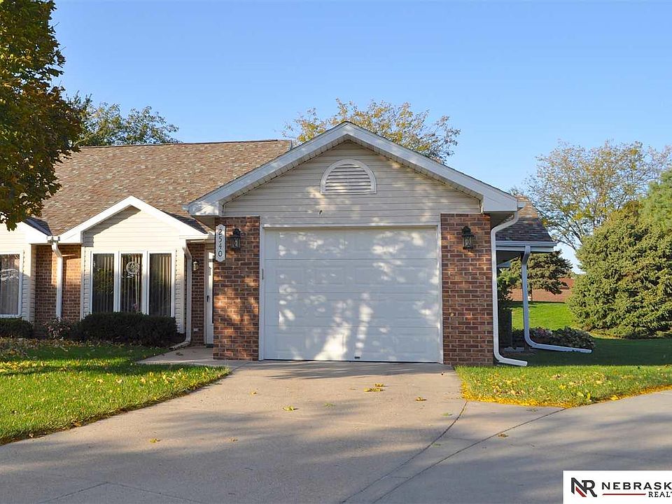 1st image of 2540 Hollyhock Cir #8