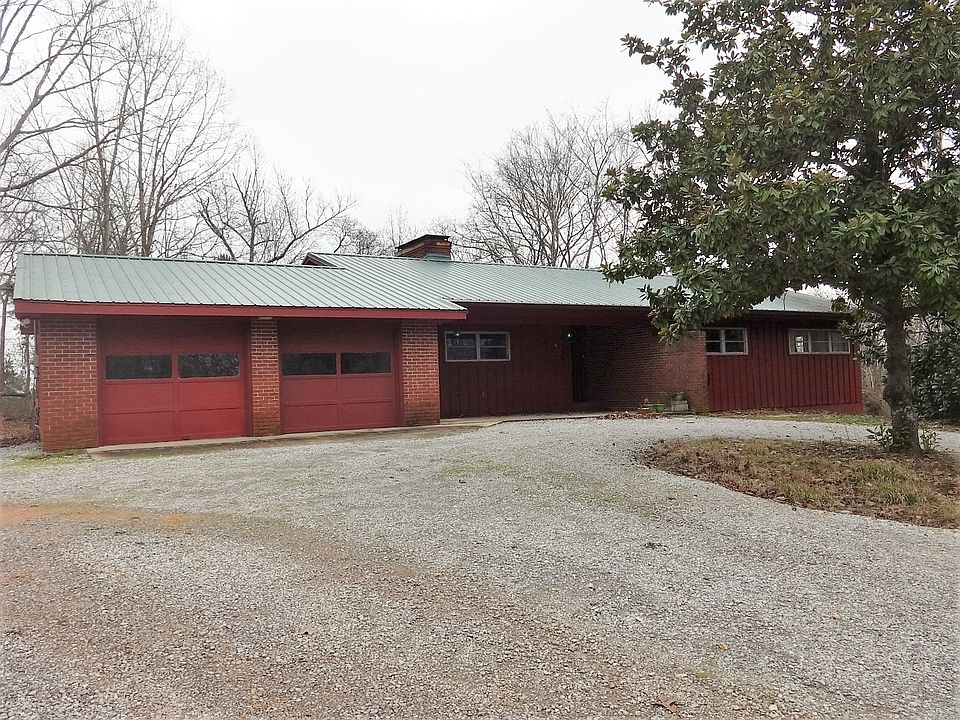 1st image of 424 Hillsdale Dr