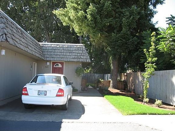 front view, excuse the old roof!