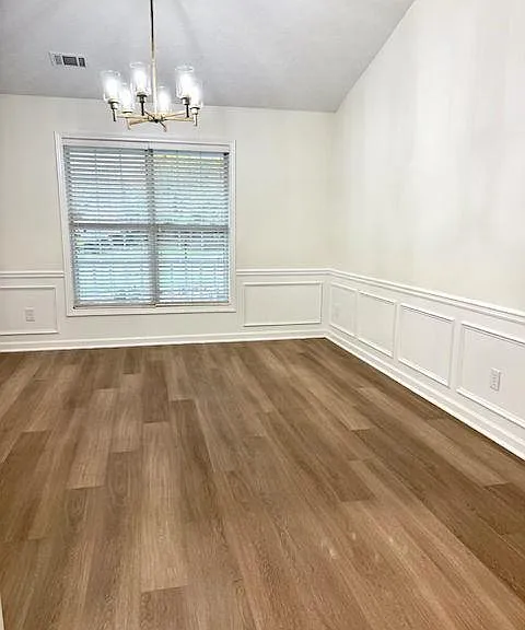 920 Charles Hall Dr — Photo 26