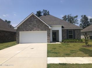 14357 Southern Magnolia Ave, Gulfport, MS 39503